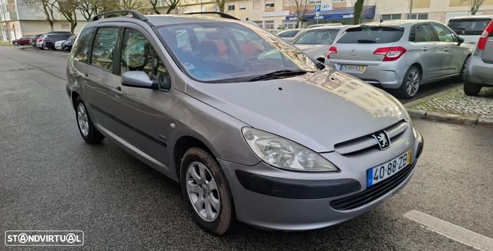Peugeot 307 Break 1.4 HDi Navtech - 4