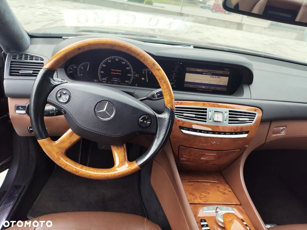 Mercedes-Benz CL 600 - 23