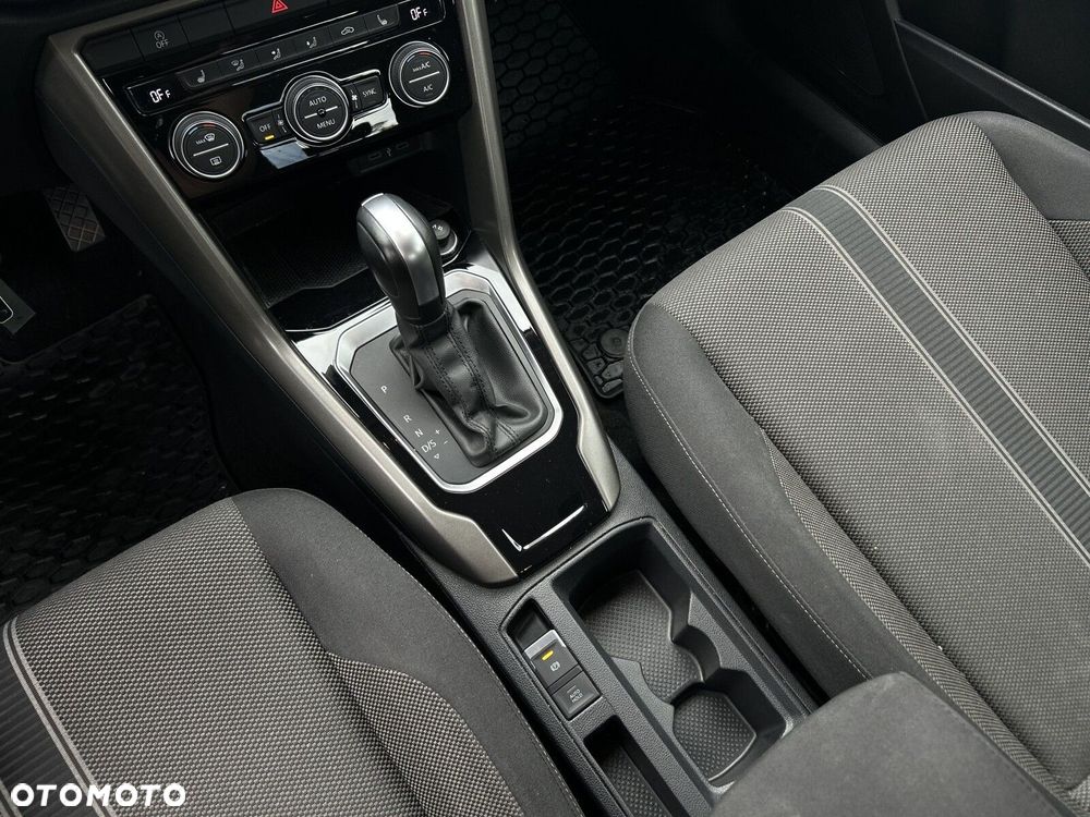 Volkswagen T-Roc 1.5 TSI R-Line DSG - 18