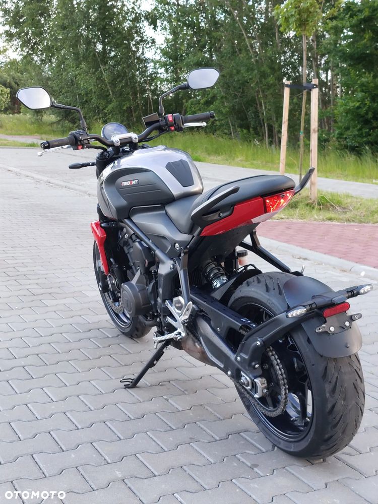 Triumph Trident - 13