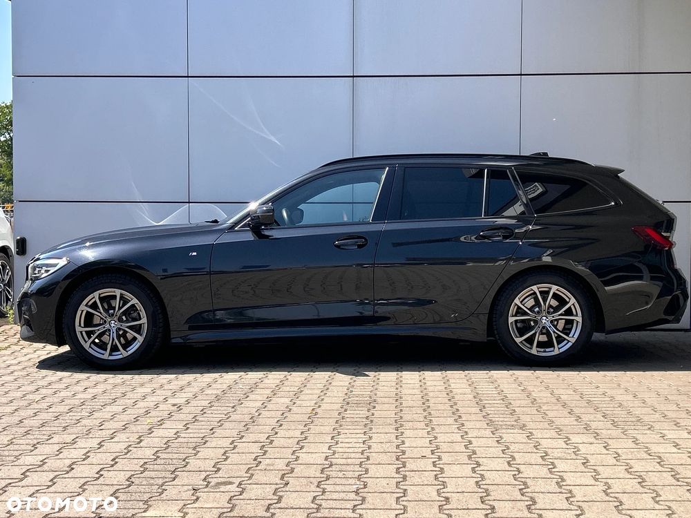 BMW Seria 3 320d xDrive MHEV M Sport sport - 9