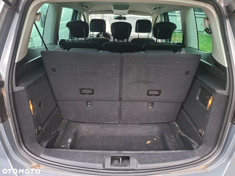 Volkswagen Sharan - 15