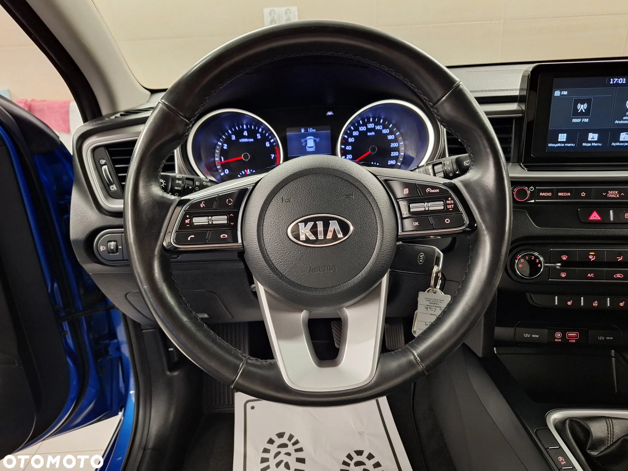 Kia Ceed 1.4 CVVT Dream Team Edition - 31