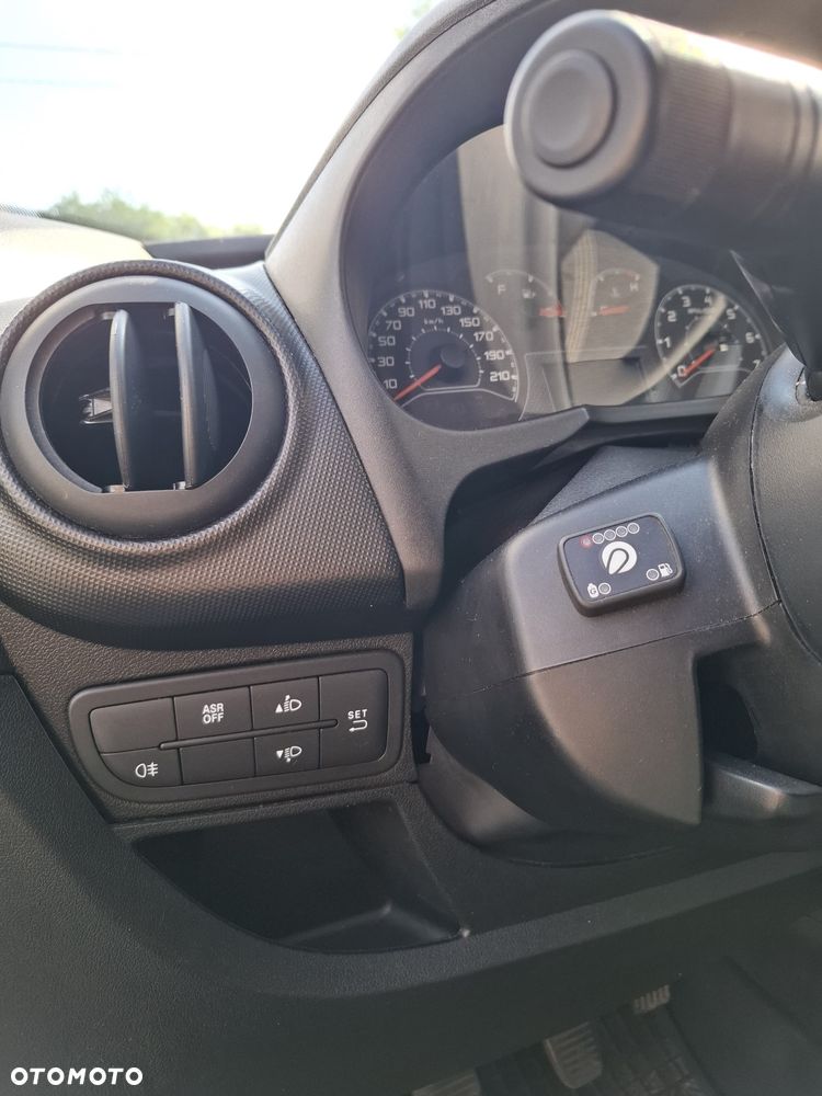 Fiat Fiorino 1.4 Easy - 17