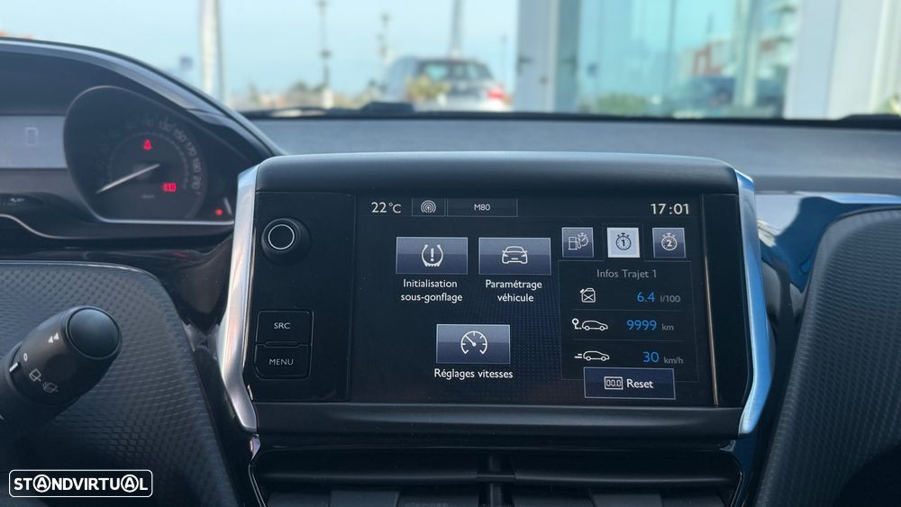 Peugeot 208 82 PureTech Style - 11