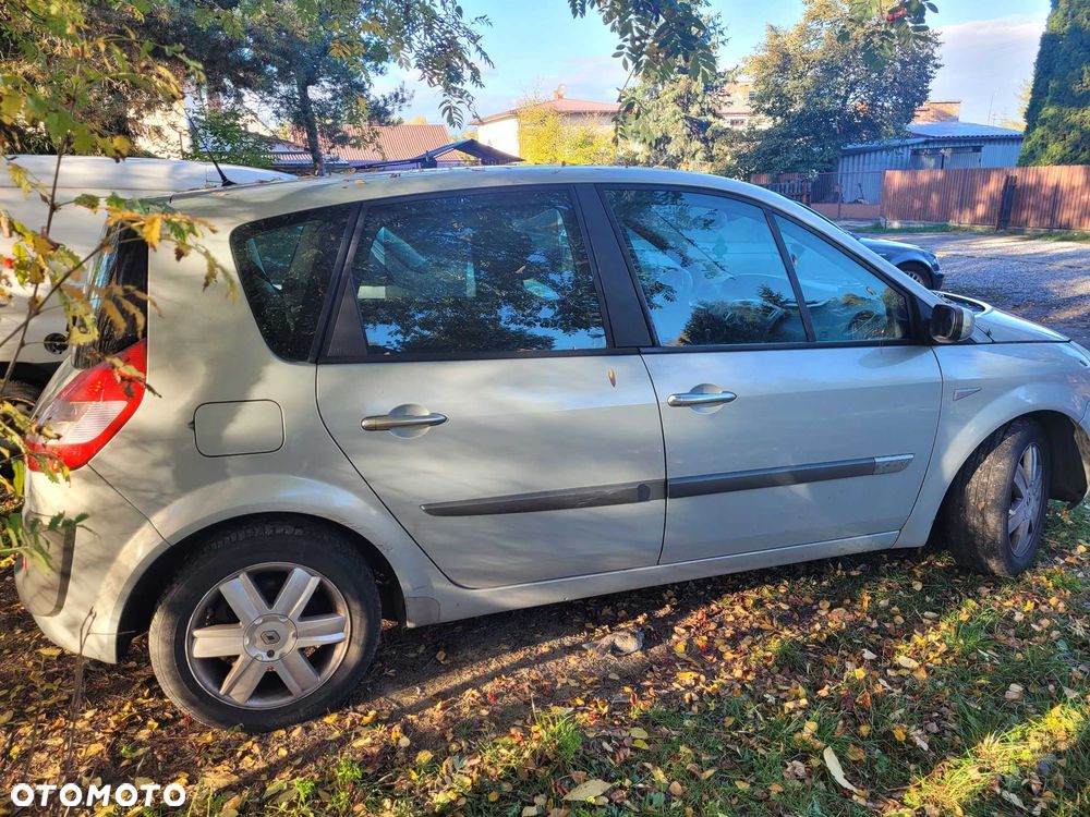 Renault Scenic 2003 photo 2