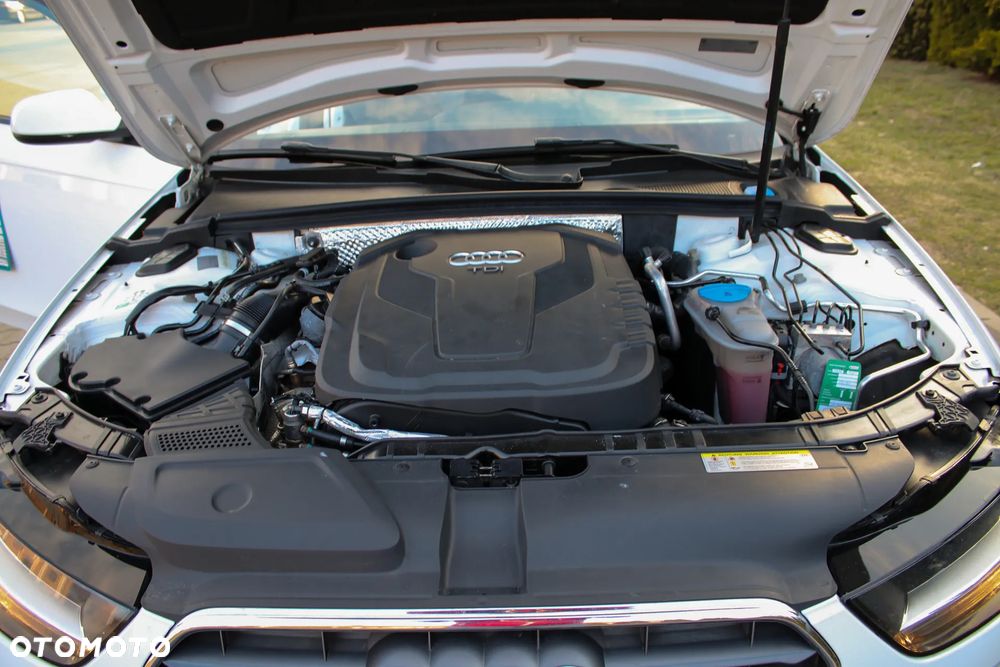 Audi A4 Avant 2.0 TDI DPF multitronic S line Sportpaket - 38