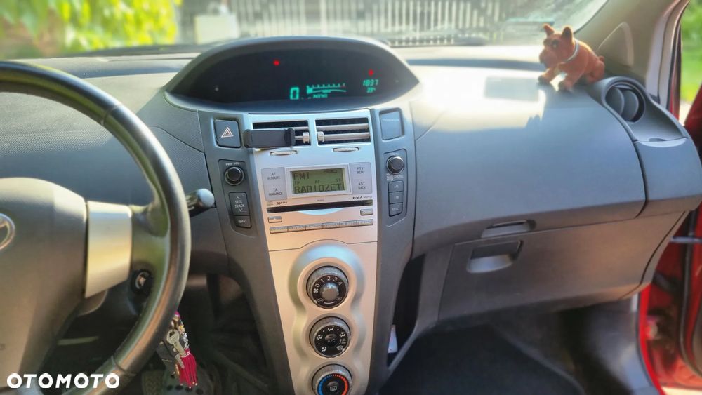 Toyota Yaris - 9
