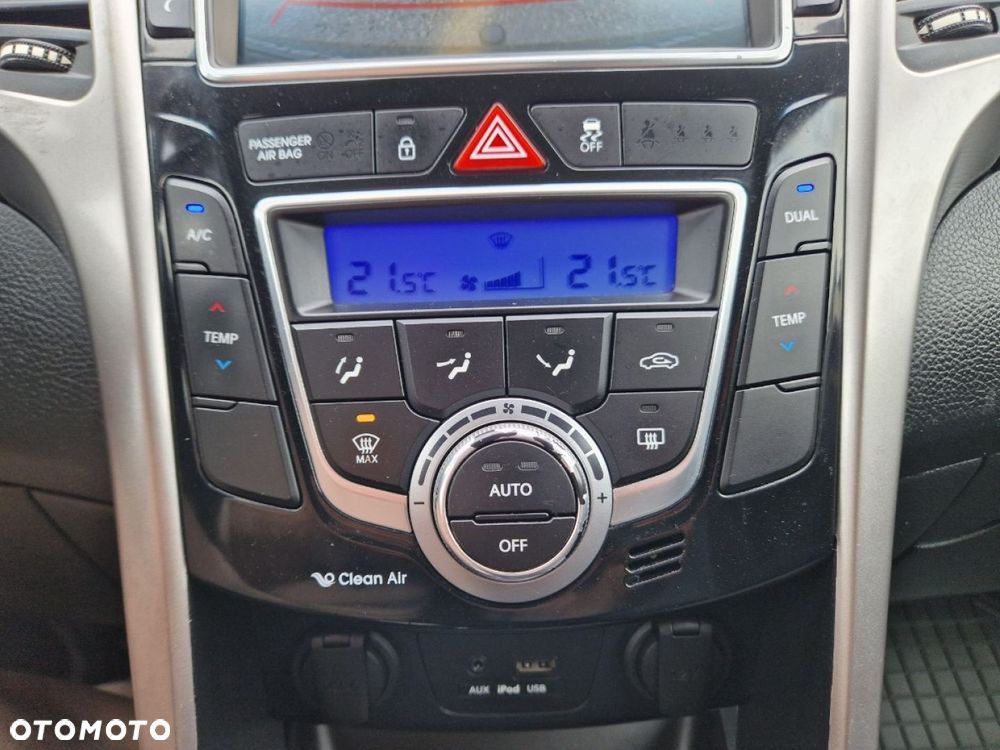 Hyundai i30 1.6 CRDi Premium - 14