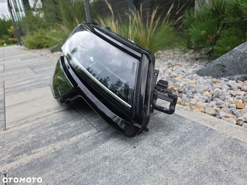 SKODA KAROQ 57B Lampa prawa przód Kompletna Full Led Dynamic 57B941016D - 3