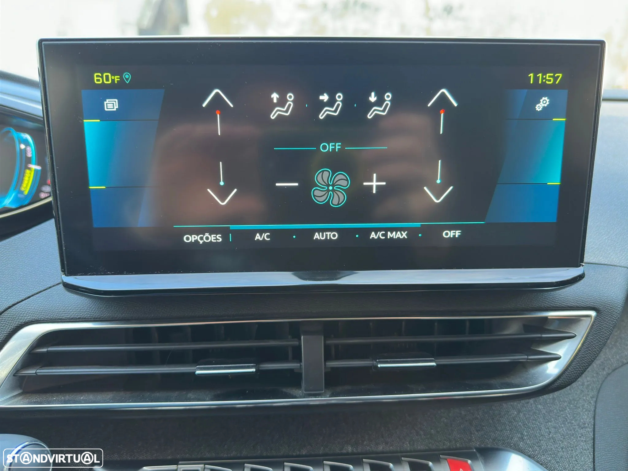 Peugeot 3008 1.6 Hybrid Allure Pack e-EAT8 - 17