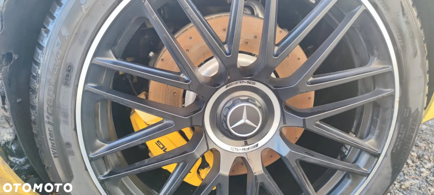 Mercedes-Benz SL AMG 63 4-Matic+ - 4