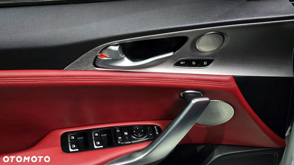 Kia Stinger 3.3 T-GDI AWD OPF GT - 14