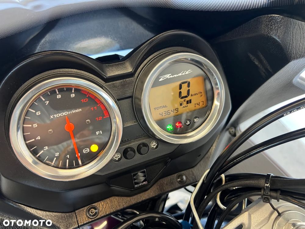 Suzuki Bandit - 19
