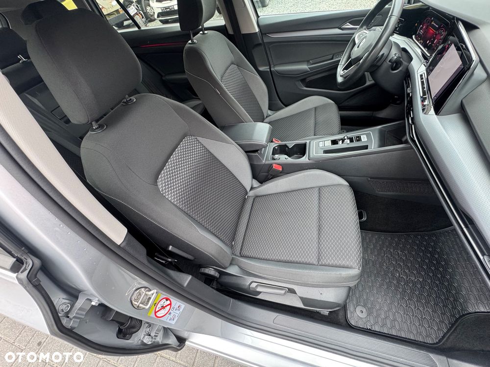 Volkswagen Golf - 20