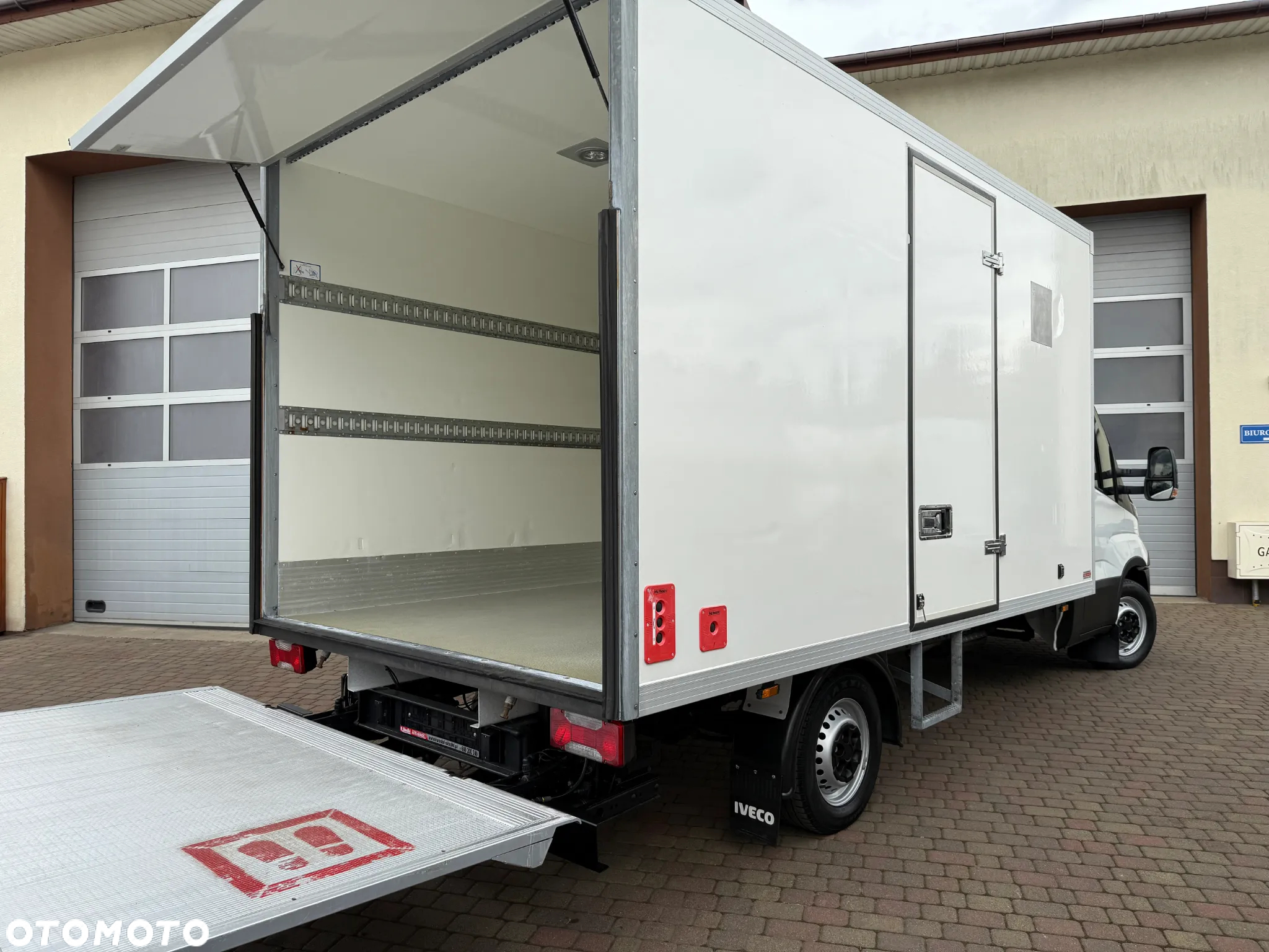Iveco Daily 3,0 Chłodnia Mroźnia Winda - 14