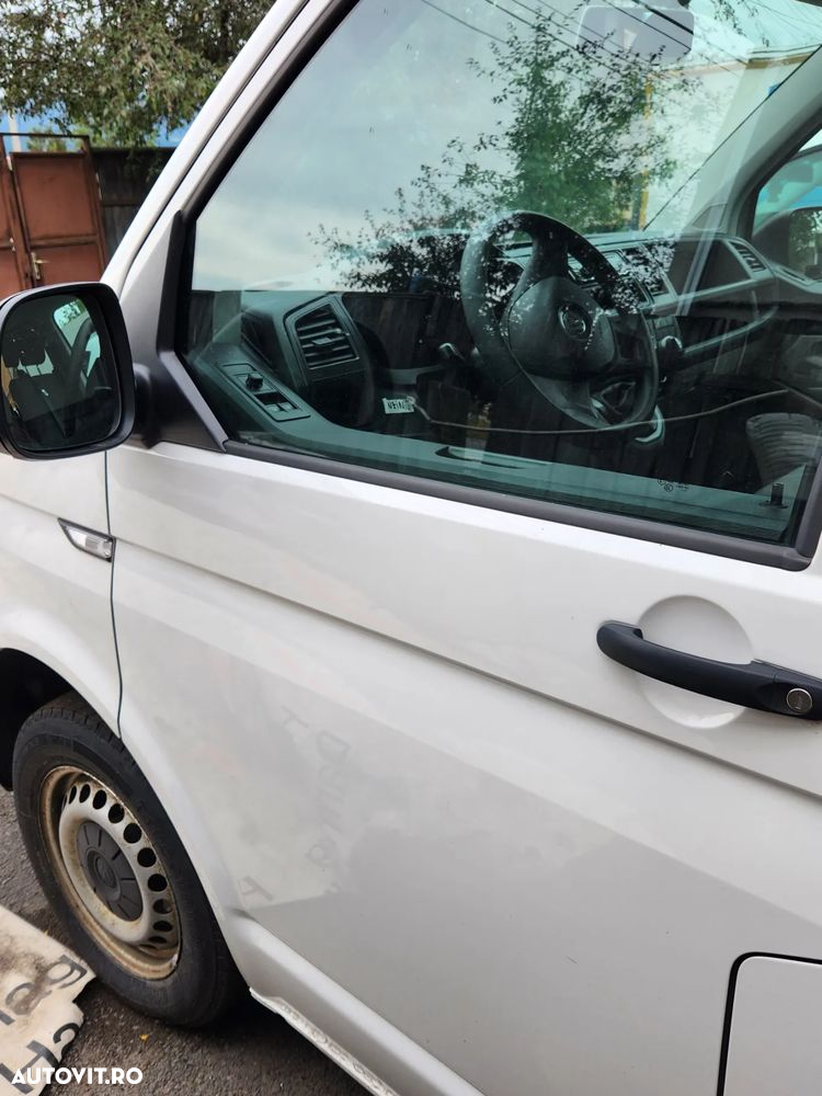 Volkswagen Transporter - 11