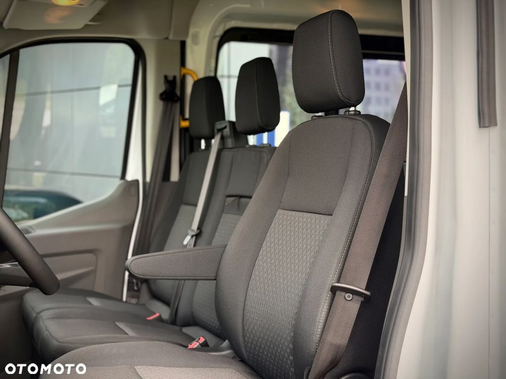 Ford Transit - 27