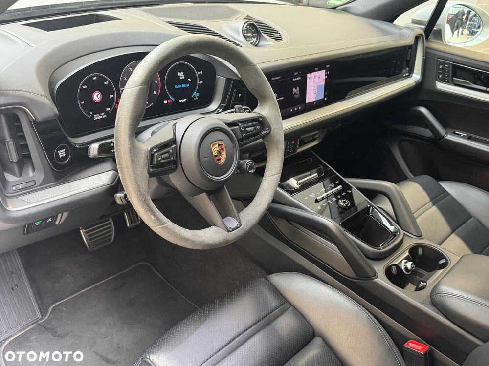 Porsche Cayenne - 10
