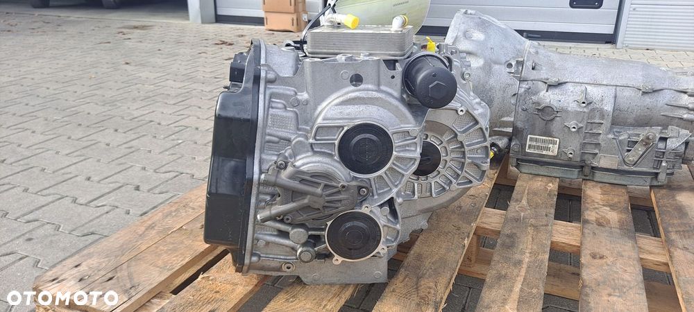 SKRZYNIA VW AUDI HYBRYDA 0DD 0DD301107G E-TRON A3 - 3