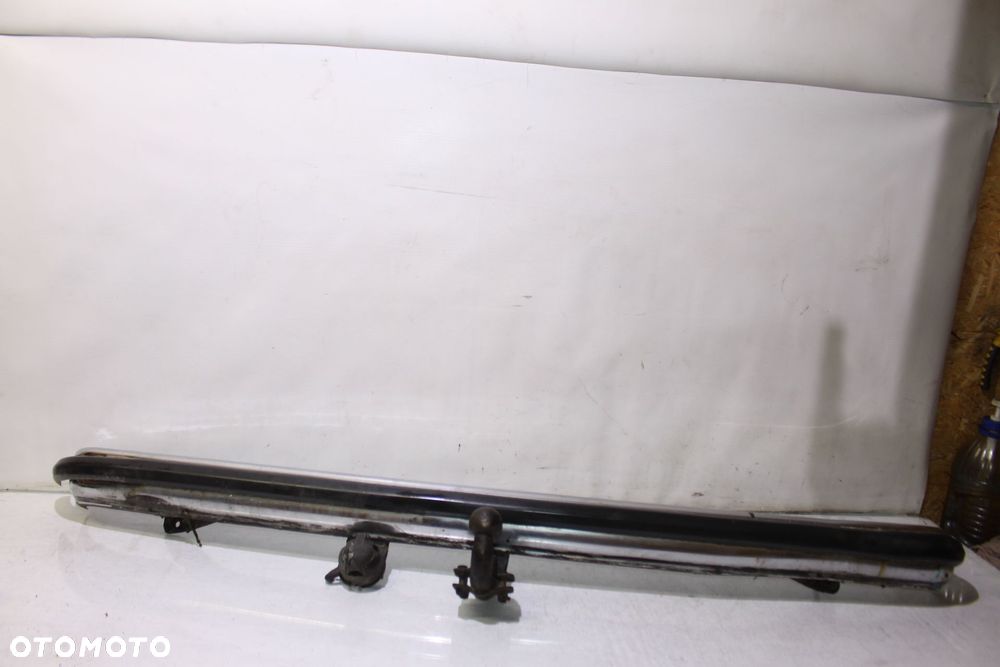 ZDERZAK TYLNY Z HAKIEM MERCEDES-BENZ W123 BECZKA - 1