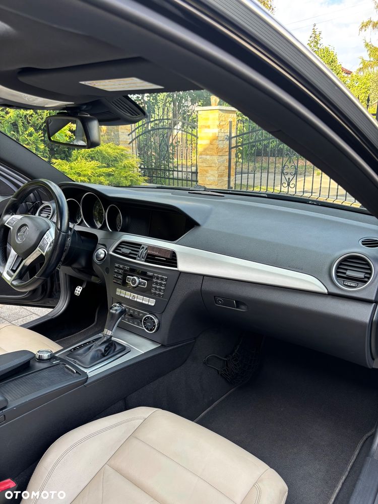 Mercedes-Benz Klasa C - 30