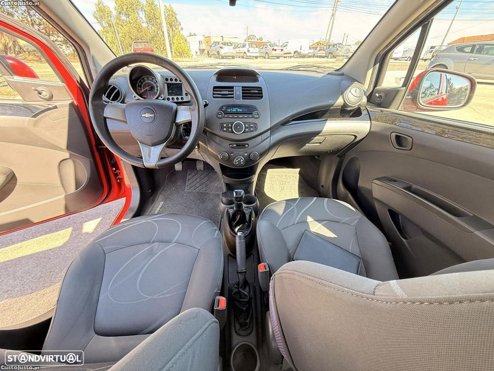 Chevrolet Spark 1.0 L Bi-Fuel - 2