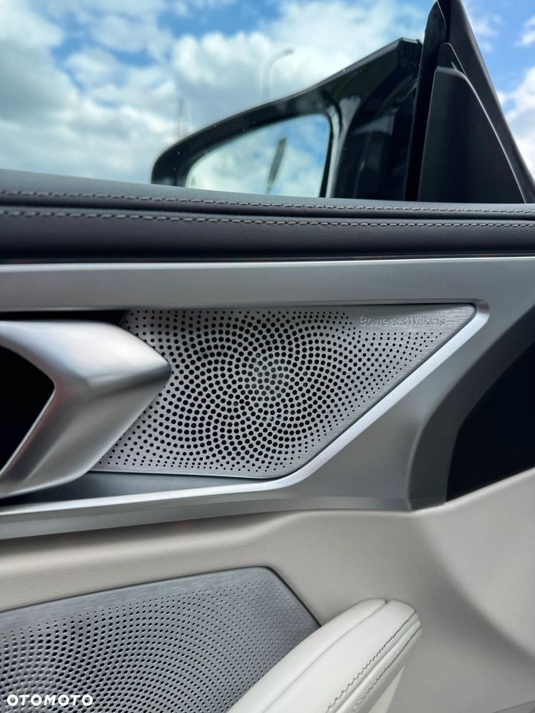 BMW Seria 8 - 12