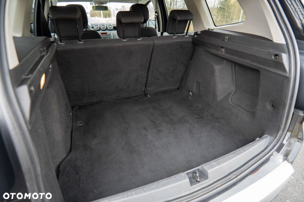 Dacia Duster 1.6 SCe Comfort - 33