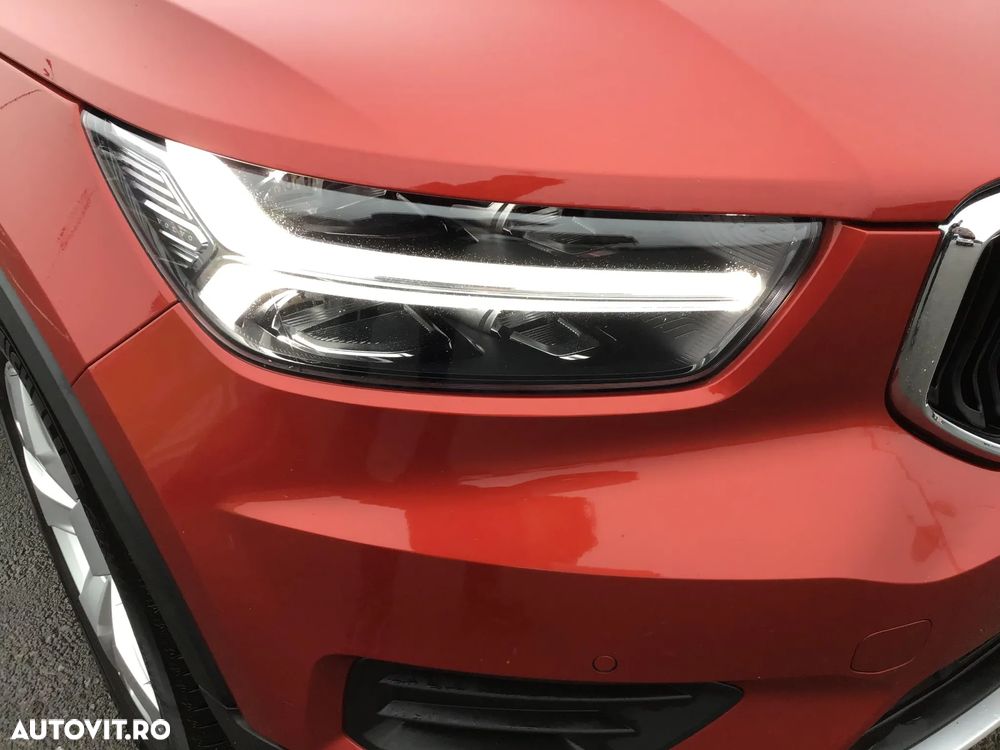 Volvo XC 40 T3 Geartronic Momentum - 28