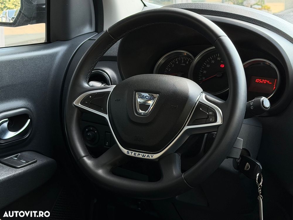 Dacia Lodgy TCe 130 GPF Stepway - 5