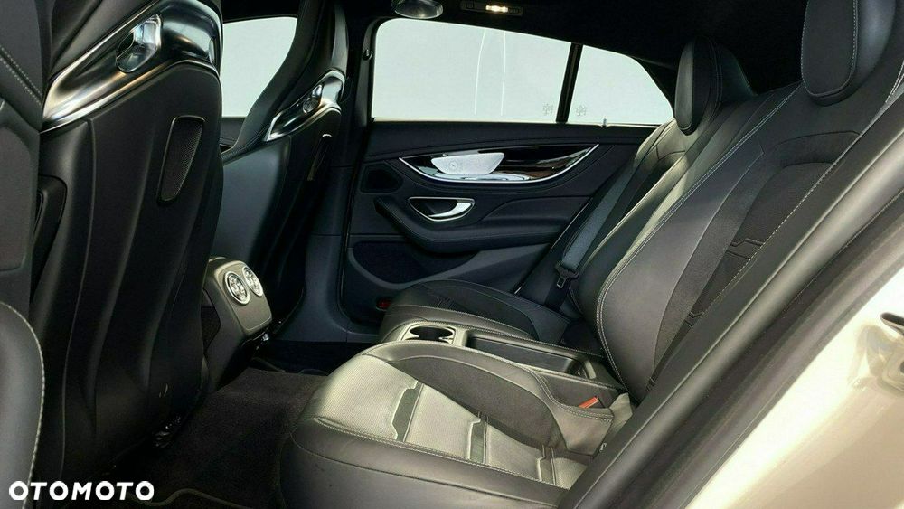 Mercedes-Benz AMG GT - 18