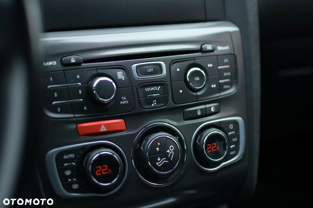 Citroën C4 1.6 HDi Impress - 17