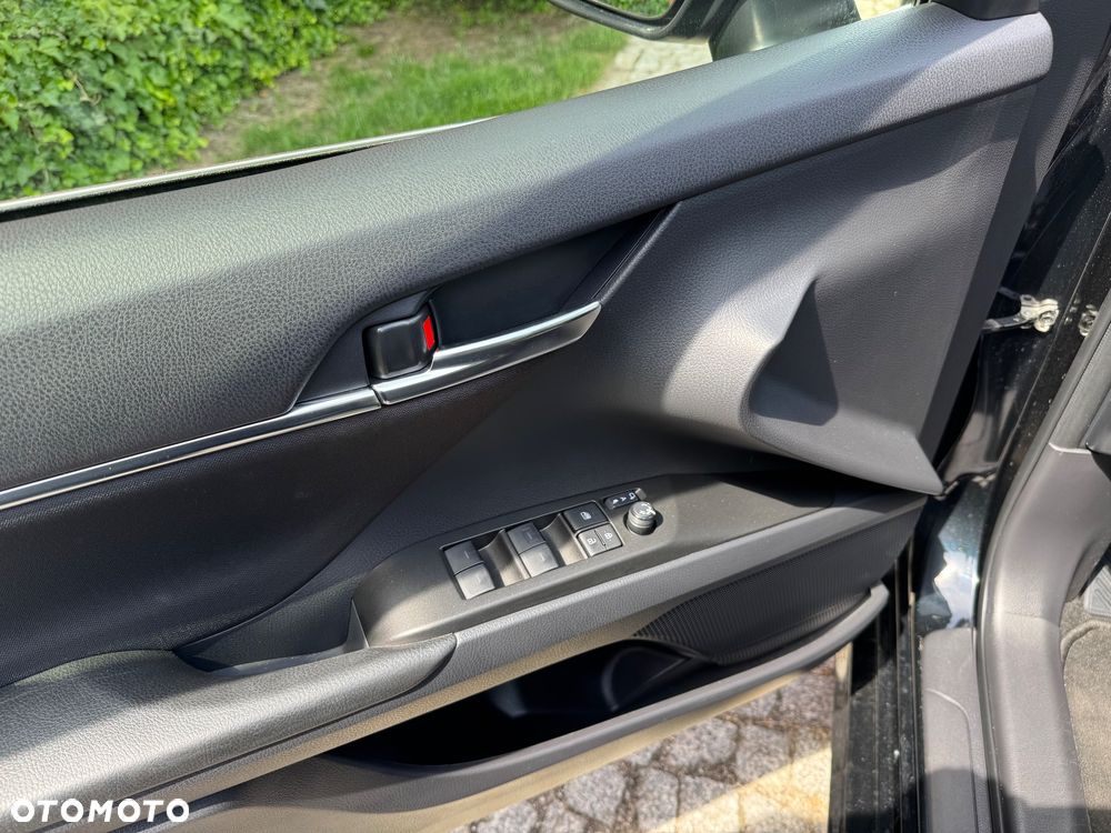 Toyota Camry 2.5 Hybrid Comfort CVT - 16