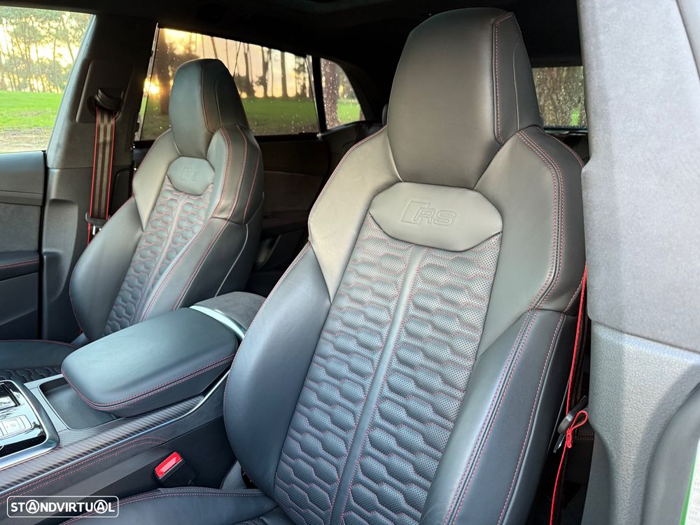 Audi RS Q8 4.0 TFSI quattro Tiptronic - 14