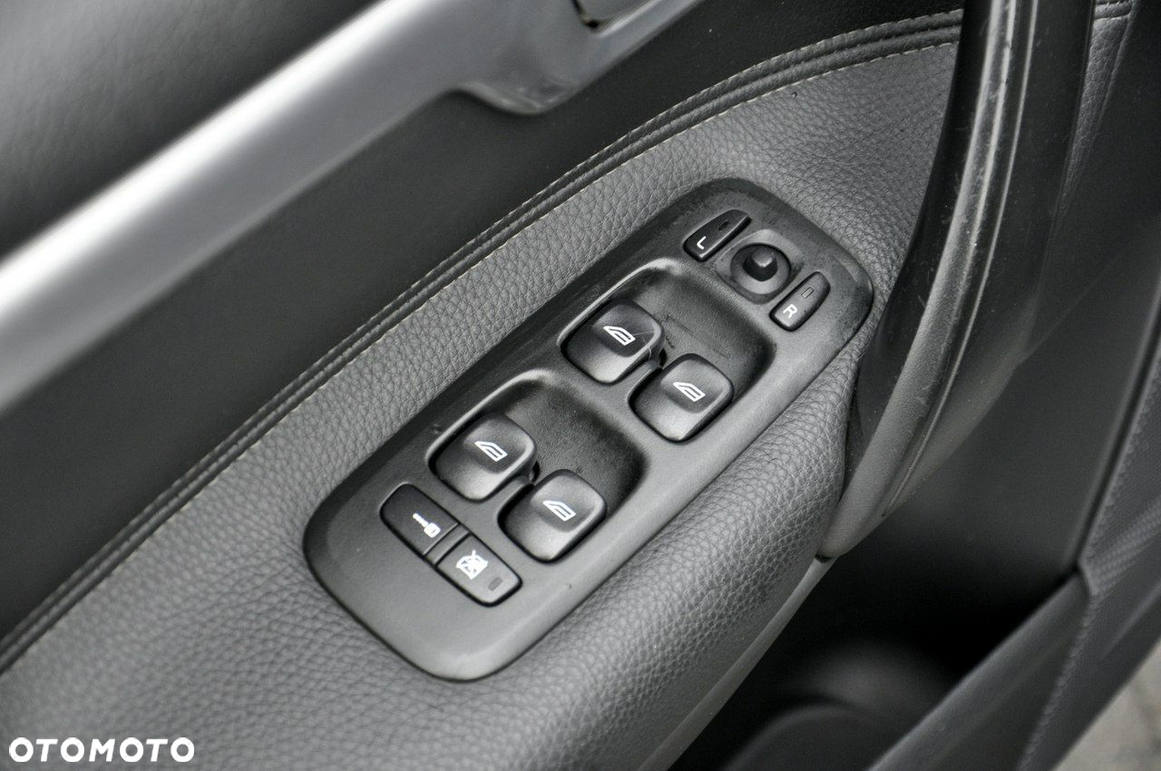 Volvo S60 2.4 Momentum - 17