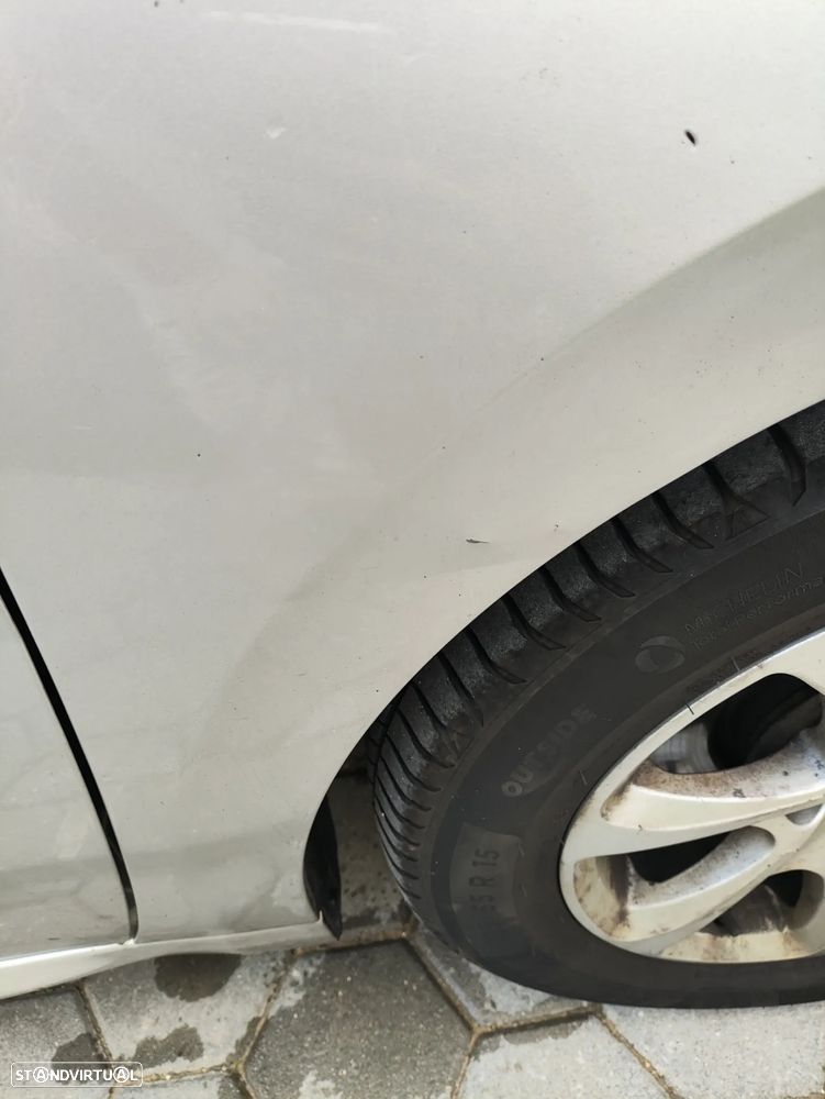 Peugeot 208 1.4 HDi Active - 9