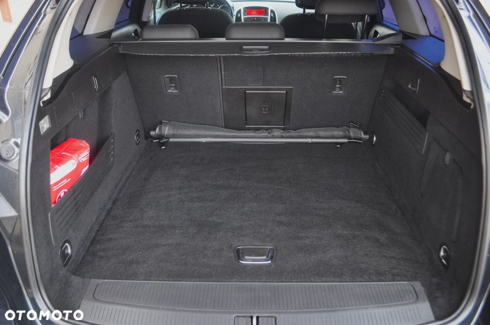 Opel Astra 1.4 Turbo - 10