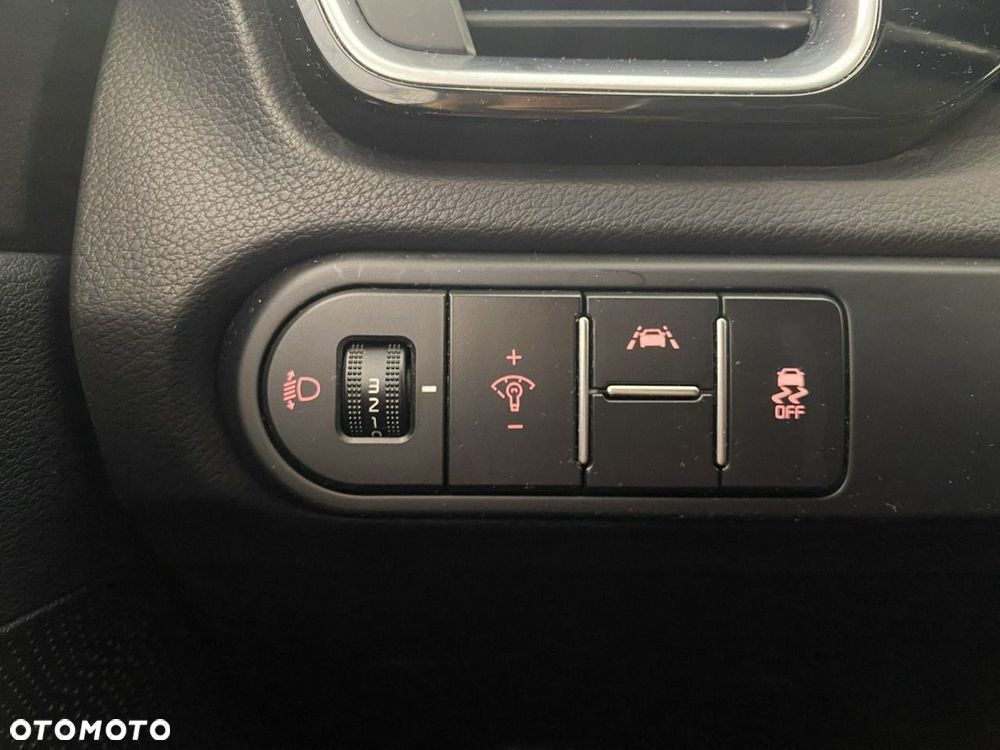 Kia Ceed 1.4 T-GDI L Business Line - 26