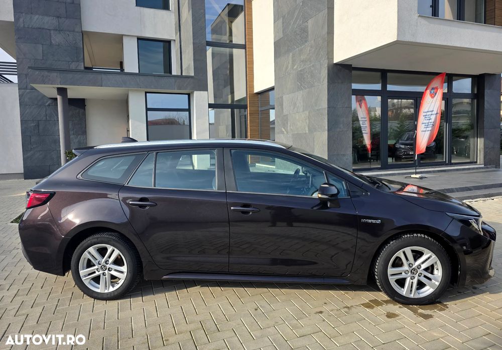 Toyota Corolla 1.8 Hybrid Touring Sports Business Edition - 4