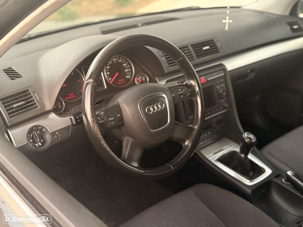Audi A4 Avant 2.0 TDI S-line - 7