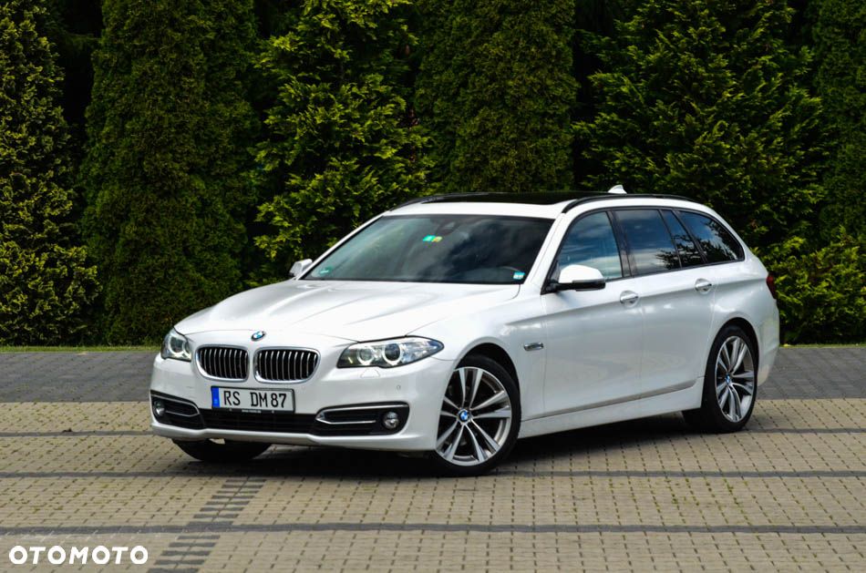 BMW Seria 5 520d Luxury Line - 9