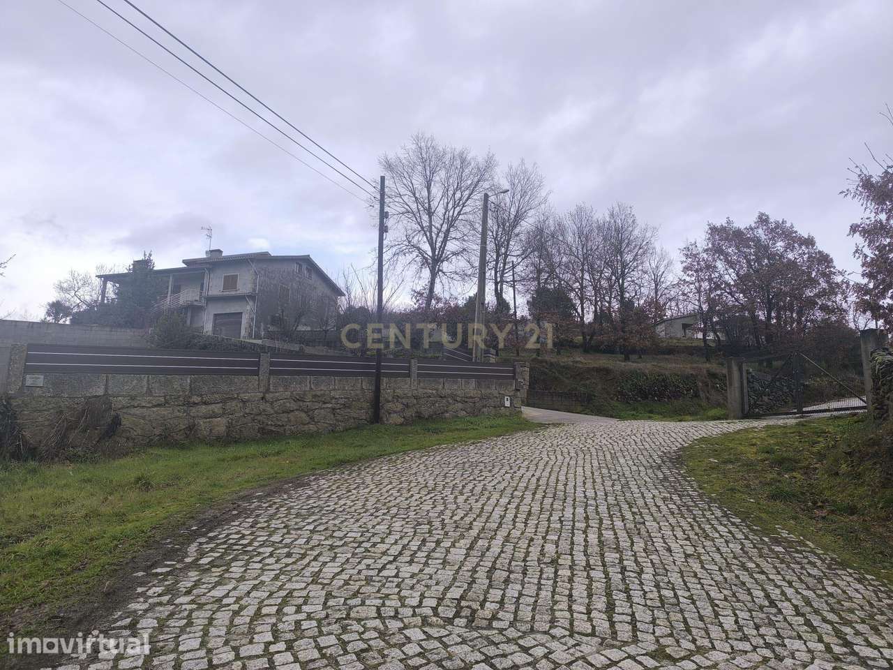 Terreno rústico com 4500 m2 , à beira da estrda Nacional 213 - Grande imagem: 2/14