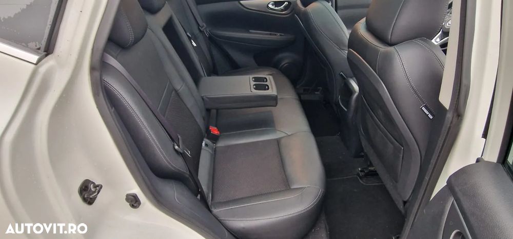 Nissan Qashqai 1.2 DIG-T TEKNA+ - 10