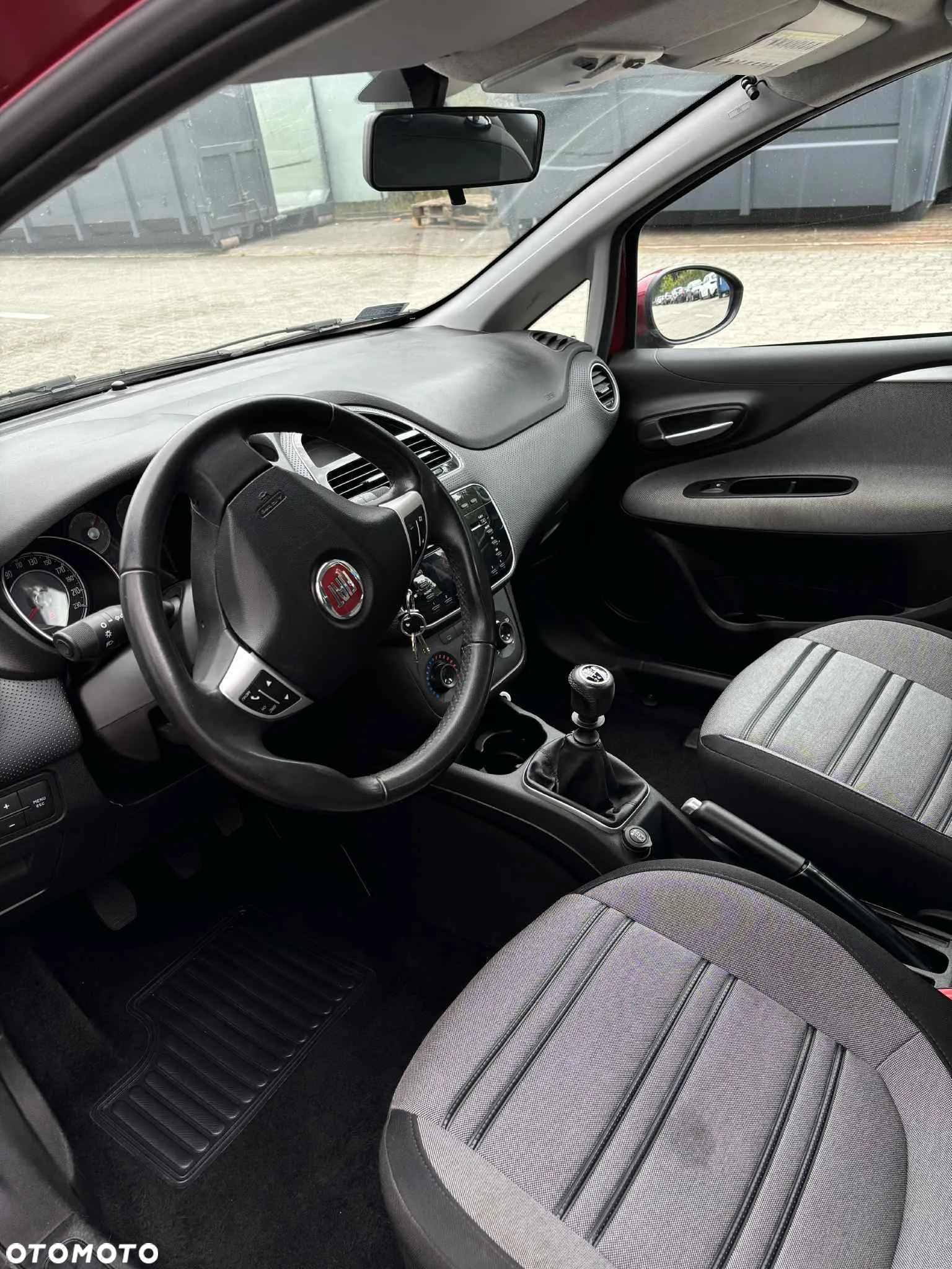 Fiat Punto Evo 1.4 8V Estiva Blue&Me - 9
