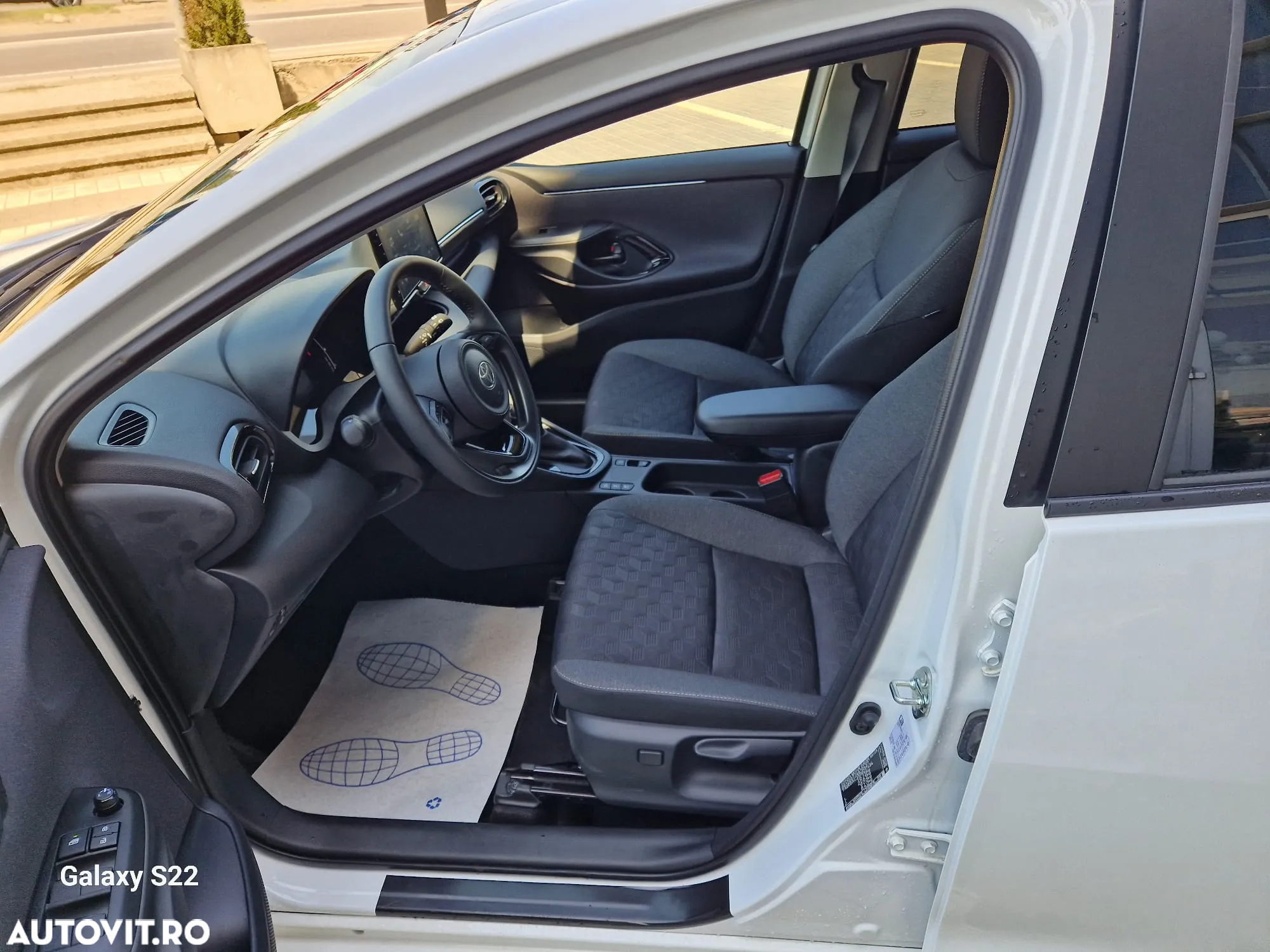 Toyota Yaris 1.5 116 CP HEV Business - 9
