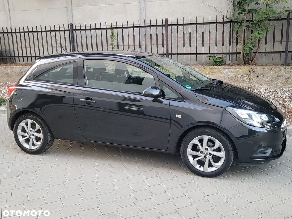 Opel Corsa 1.4 Cosmo - 4