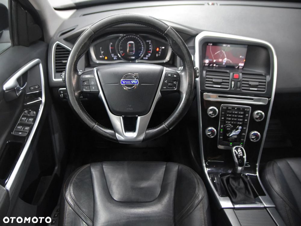 Volvo XC 60 D4 SCR AWD Inscription - 28