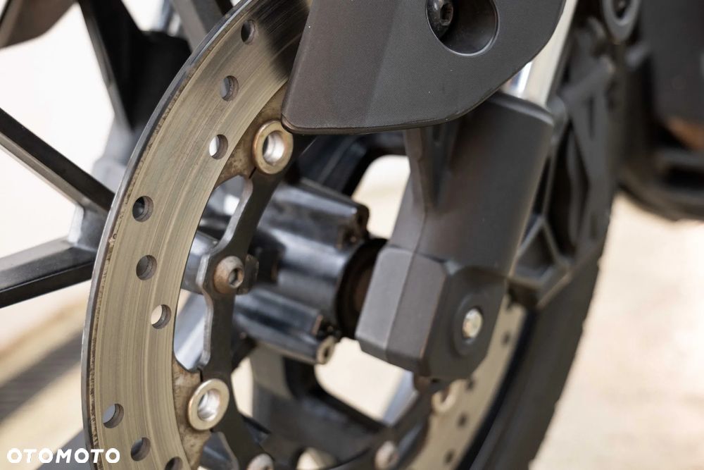 Yamaha MT - 31