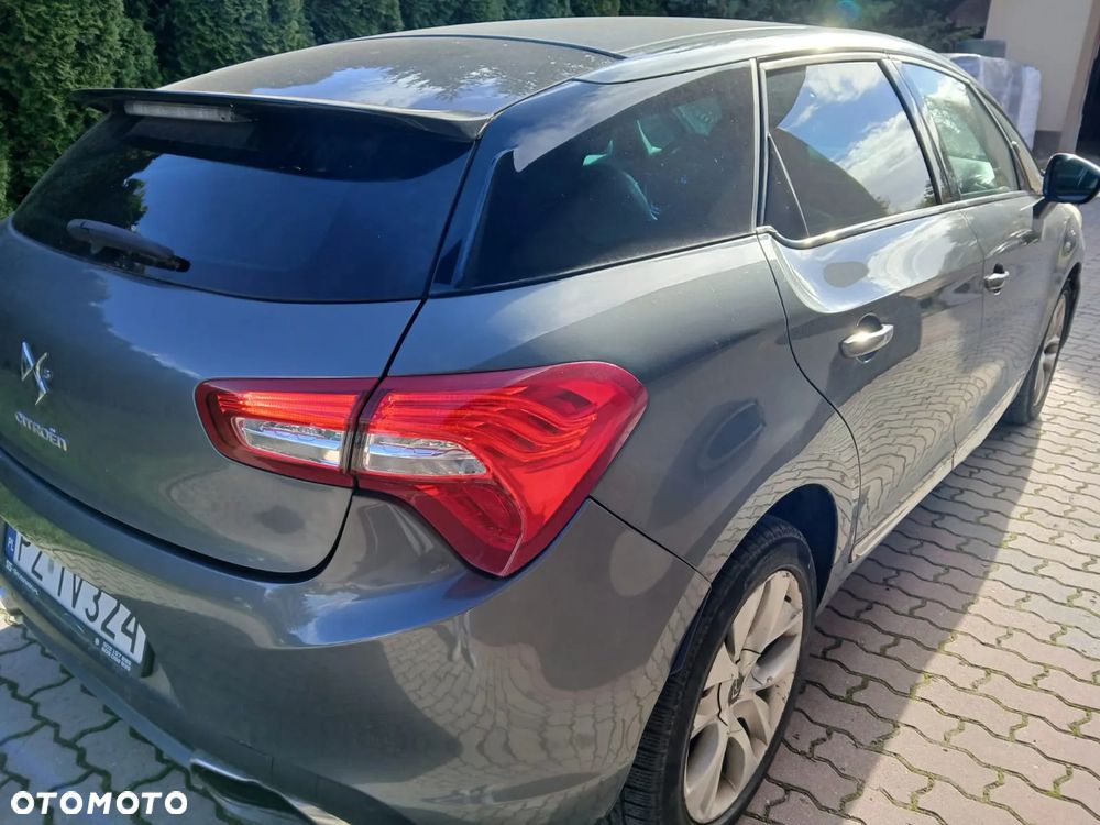 Citroën DS5 2.0 HDi SoChic - 4